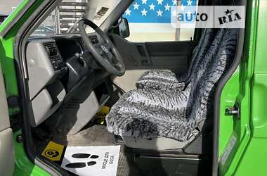 Грузовой фургон Volkswagen Transporter 2001 в 