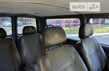 Минивэн Volkswagen Transporter 2006 в Червонограде