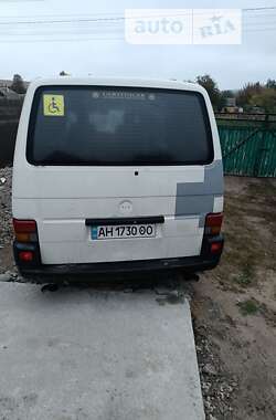 Мінівен Volkswagen Transporter 2000 в Смілі