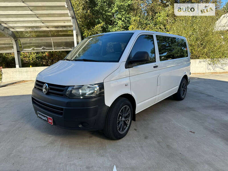 Минивэн Volkswagen Transporter 2014 в Киеве