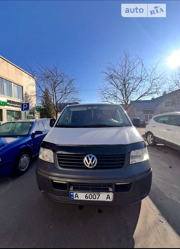 Минивэн Volkswagen Transporter 2003 в Берегово