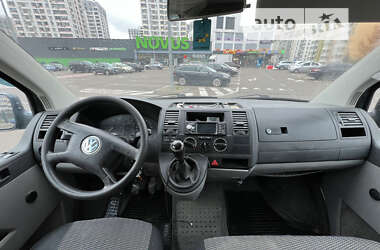 Минивэн Volkswagen Transporter 2004 в Киеве