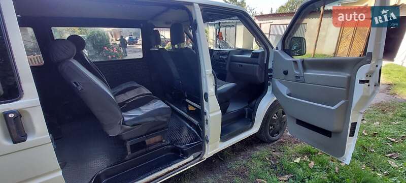Мінівен Volkswagen Transporter 2002 в Ланівці