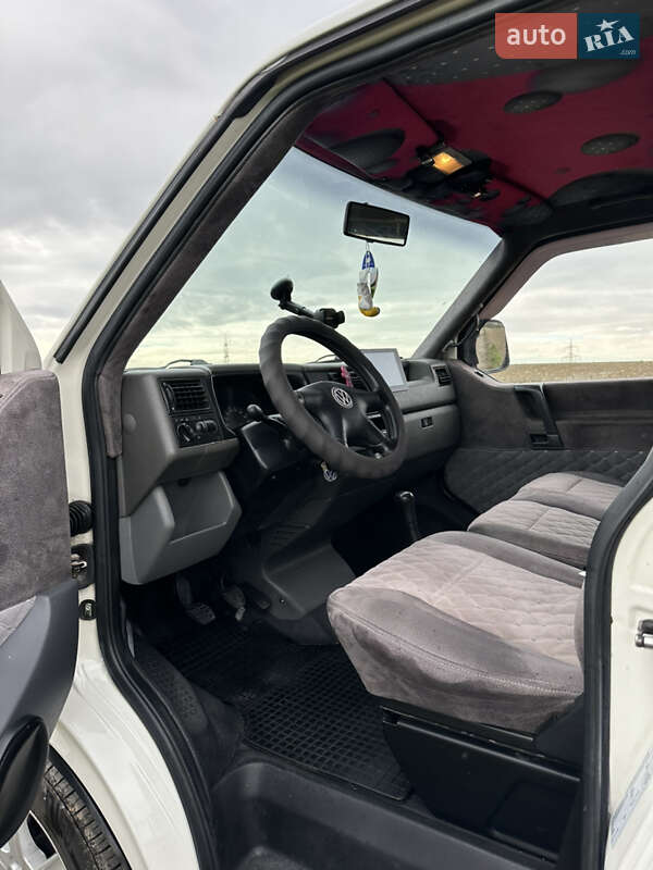 Минивэн Volkswagen Transporter 1999 в Черновцах