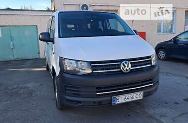 Мінівен Volkswagen Transporter 2016 в Горішніх Плавнях