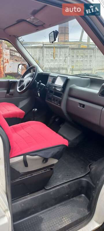 Минивэн Volkswagen Transporter 2000 в Ровно