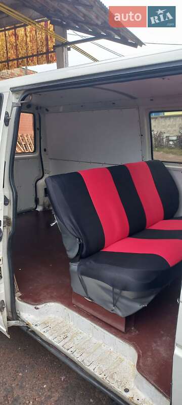 Минивэн Volkswagen Transporter 2000 в Ровно