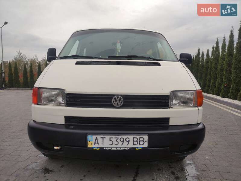 Мінівен Volkswagen Transporter 1998 в Надвірній