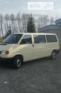 Мінівен Volkswagen Transporter 2003 в Дубні