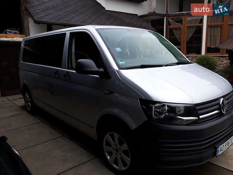 Мінівен Volkswagen Transporter 2016 в Хусті