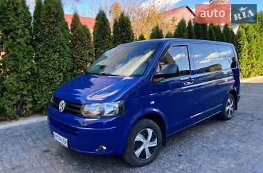 Мінівен Volkswagen Transporter 2010 в Сенчі