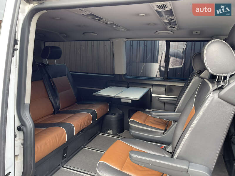 Минивэн Volkswagen Transporter 2011 в Киеве