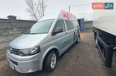 Мінівен Volkswagen Transporter 2015 в Києві