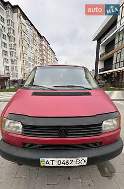 Вантажний фургон Volkswagen Transporter 1997 в Івано-Франківську