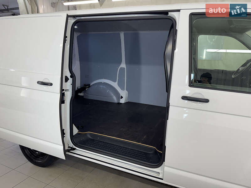 Грузовой фургон Volkswagen Transporter 2022 в Киеве