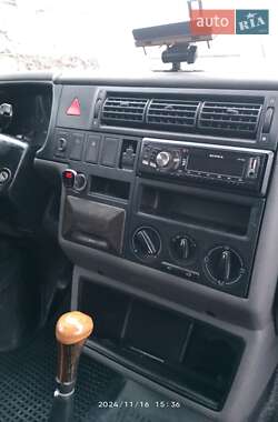 Минивэн Volkswagen Transporter 2003 в 