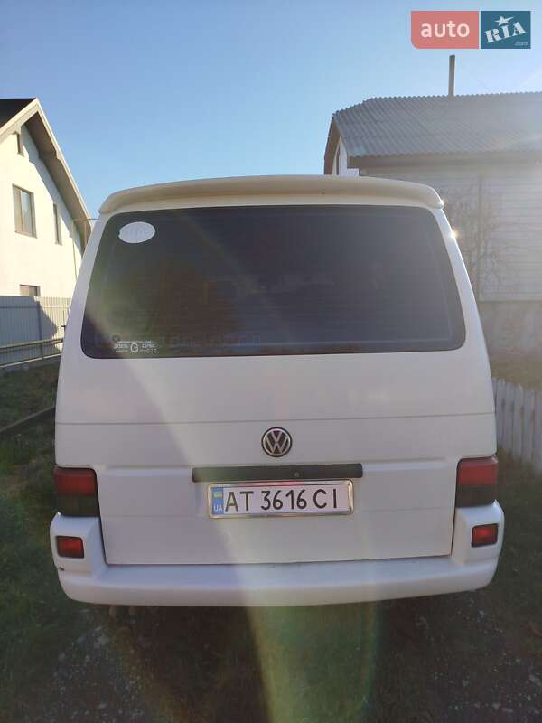 Мінівен Volkswagen Transporter 2000 в Богородчанах