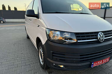 Вантажний фургон Volkswagen Transporter 2020 в 
