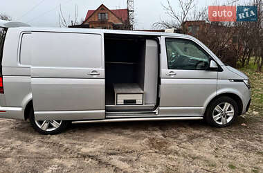Грузовой фургон Volkswagen Transporter 2020 в 