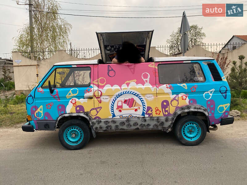 Минивэн Volkswagen Transporter 1983 в Одессе