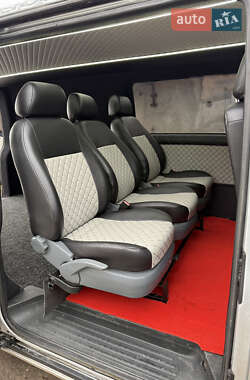 Грузопассажирский фургон Volkswagen Transporter 2011 в Шостке