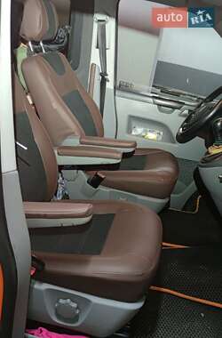 Минивэн Volkswagen Transporter 2008 в 