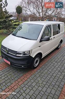 Вантажний фургон Volkswagen Transporter 2018 в Луцьку