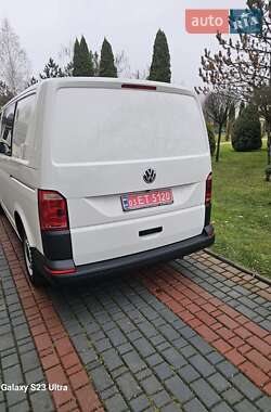 Вантажний фургон Volkswagen Transporter 2018 в Луцьку