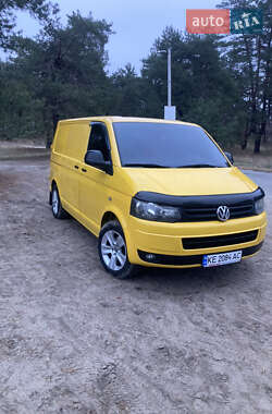 Грузовой фургон Volkswagen Transporter 2012 в 