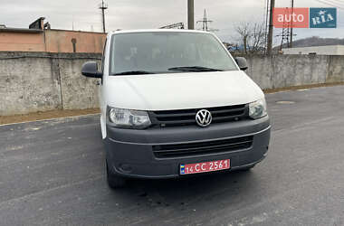 Минивэн Volkswagen Transporter 2011 в 