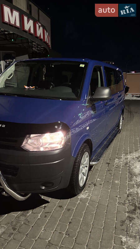Минивэн Volkswagen Transporter 2014 в Хмельницком