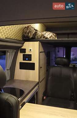 Минивэн Volkswagen Transporter 2006 в Львове