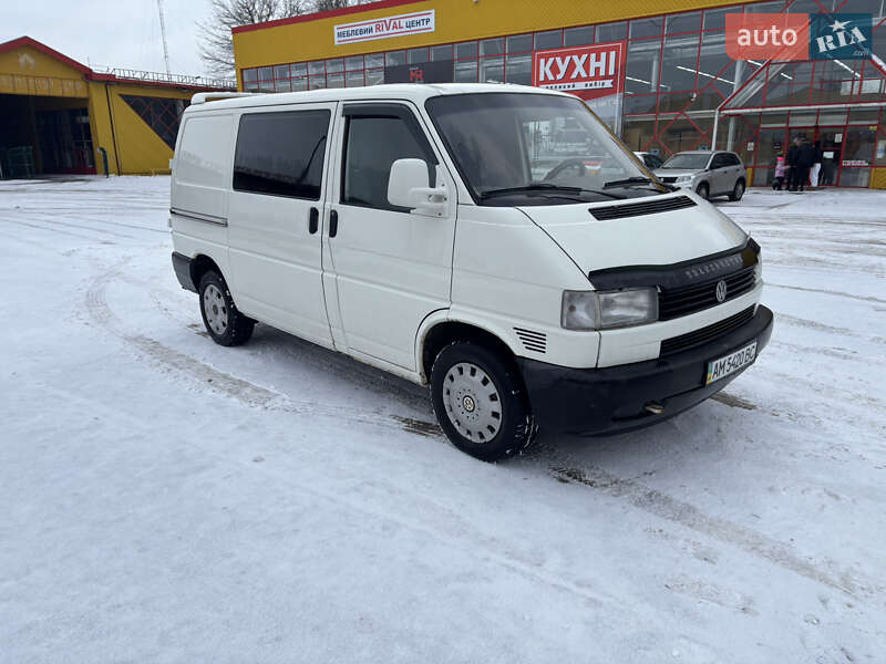 Мінівен Volkswagen Transporter 2001 в Житомирі