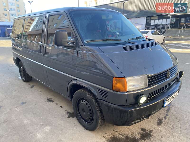 Мінівен Volkswagen Transporter 2003 в Кам'янець-Подільському