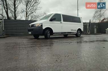 Мінівен Volkswagen Transporter 2010 в Ратному