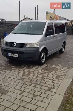 Мінівен Volkswagen Transporter 2004 в Виноградові