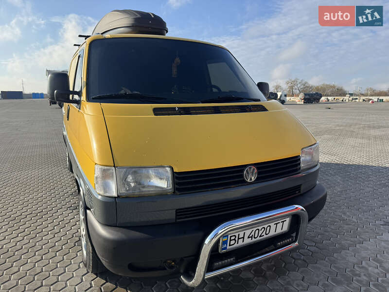 Грузовой фургон Volkswagen Transporter 1999 в Одессе