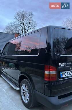 Мінівен Volkswagen Transporter 2004 в Стрию