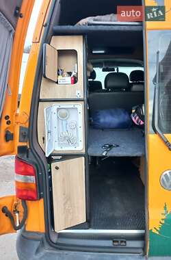 Минивэн Volkswagen Transporter 2006 в Львове