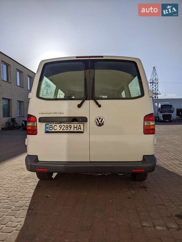 Минивэн Volkswagen Transporter 2008 в Жовкве