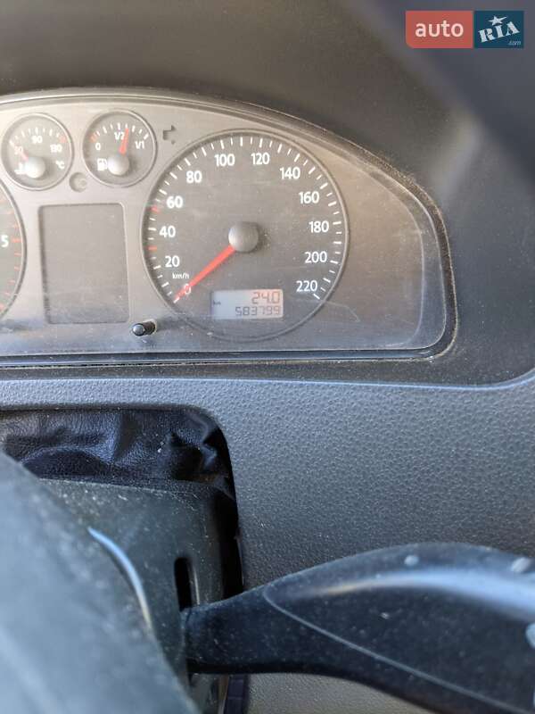 Минивэн Volkswagen Transporter 2008 в Жовкве