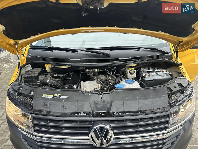 Грузовой фургон Volkswagen Transporter 2020 в Ровно