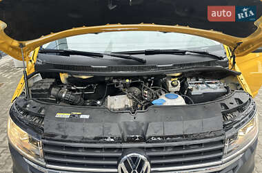 Грузовой фургон Volkswagen Transporter 2020 в 