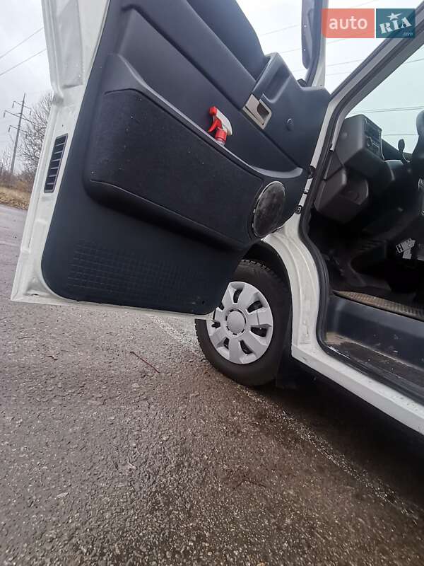Минивэн Volkswagen Transporter 2000 в Полтаве