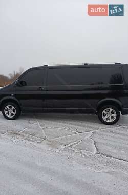 Грузовой фургон Volkswagen Transporter 2013 в Врадиевке