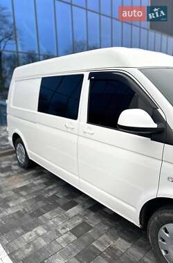 Вантажний фургон Volkswagen Transporter 2013 в Вінниці