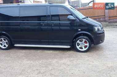 Минивэн Volkswagen Transporter 2010 в Гусятине