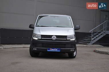 Минивэн Volkswagen Transporter 2016 в Киеве