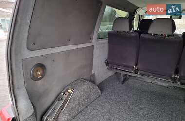 Вантажний фургон Volkswagen Transporter 2003 в Києві