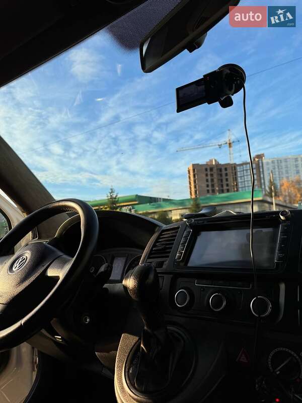 Минивэн Volkswagen Transporter 2011 в Луцке
